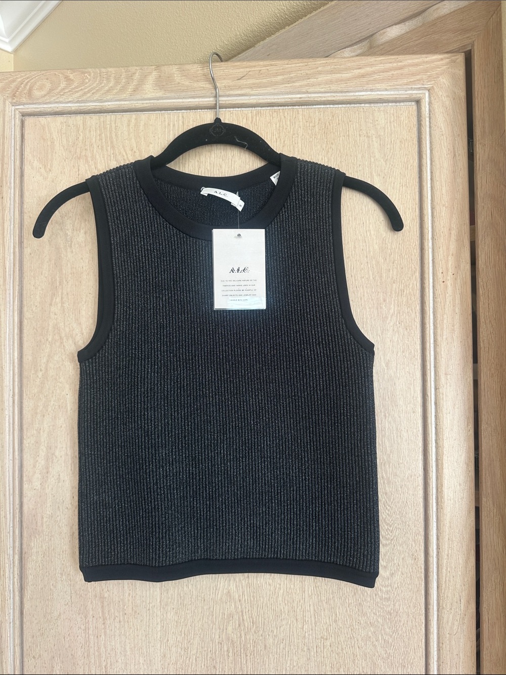 A.L.C. Black Textured Sleeveless Crewneck Cropped Tank